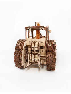 Der Traktor von hinten